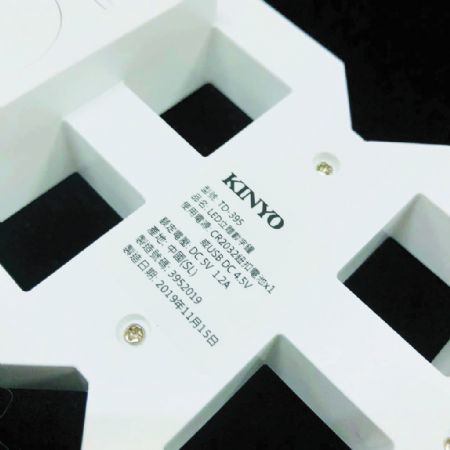 KINYO TD395 LED立體數字鐘